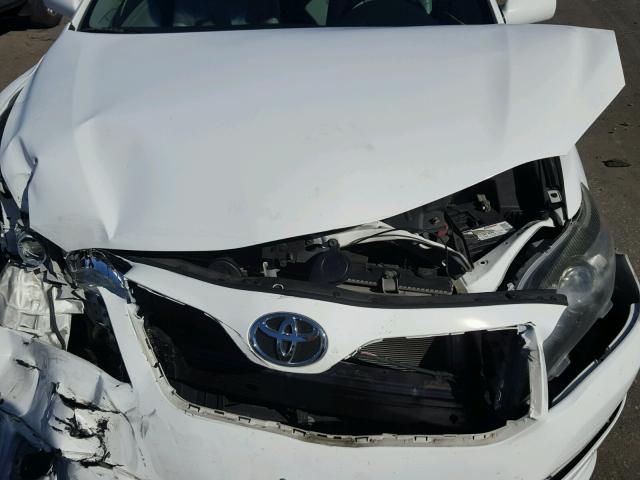 4T1BF3EK5BU776408 - 2011 TOYOTA CAMRY WHITE photo 7