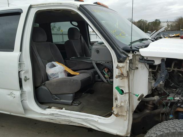 1GCHK33D07F119459 - 2007 CHEVROLET SILVERADO WHITE photo 9