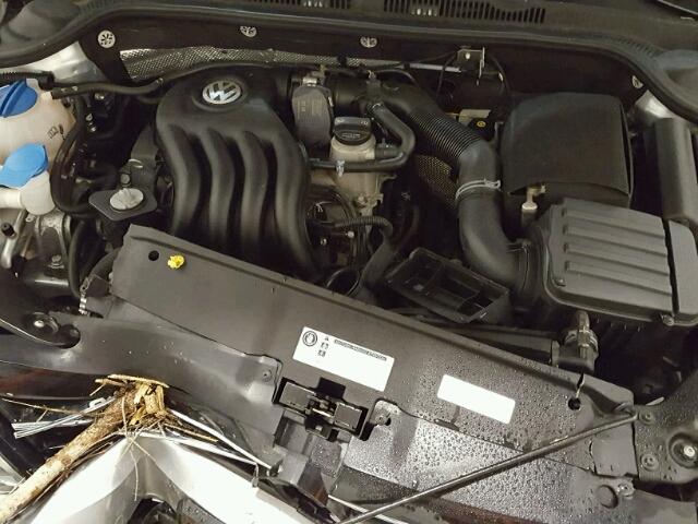 3VW2K7AJ6FM310949 - 2015 VOLKSWAGEN JETTA BASE 银色 照片 7