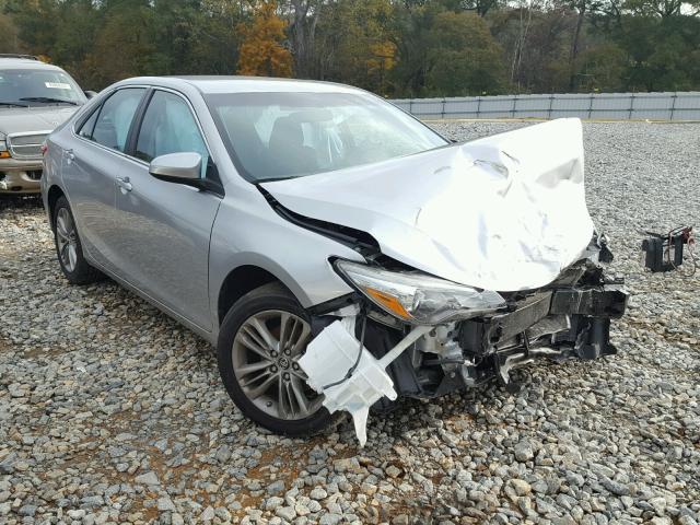 4T1BF1FK9GU523022 - 2016 TOYOTA CAMRY LE ვერცხლისფერი ფოტო 1