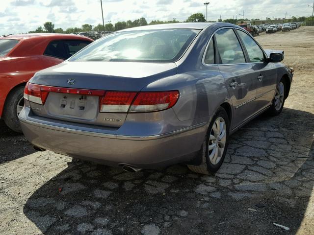 KMHFC46F36A048160 - 2006 HYUNDAI AZERA SE GRAY photo 4