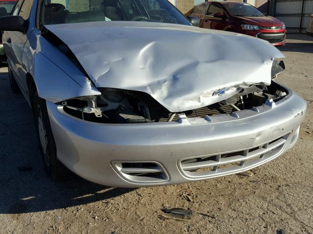 1G1JF524427242390 - 2002 CHEVROLET CAVALIER L SILVER photo 9