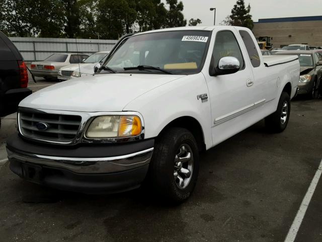 1FTRX17L52NA12773 - 2002 FORD F150 WHITE photo 2