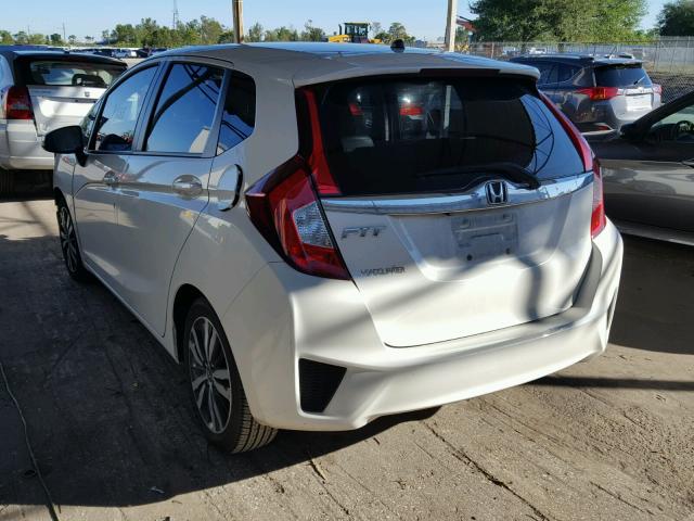 3HGGK5H82FM732928 - 2015 HONDA FIT WHITE photo 3