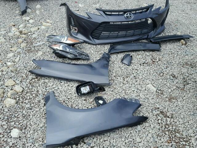 JTKJF5C70FJ011603 - 2015 TOYOTA SCION TC 灰色 照片 9