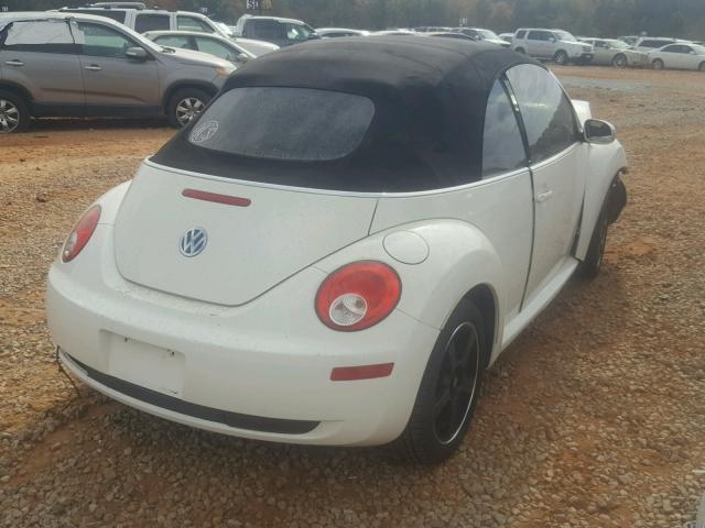 3VWFF31Y87M422410 - 2007 VOLKSWAGEN NEW BEETLE WHITE photo 4