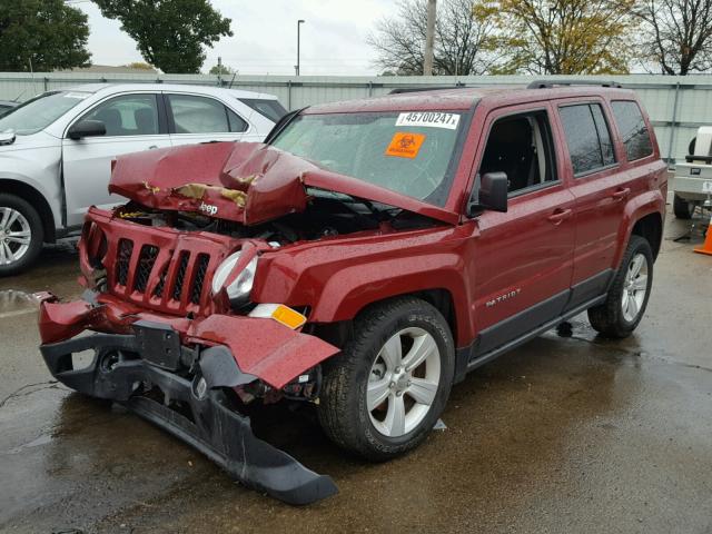 1C4NJRFB0GD586461 - 2016 JEEP PATRIOT LA RED photo 2