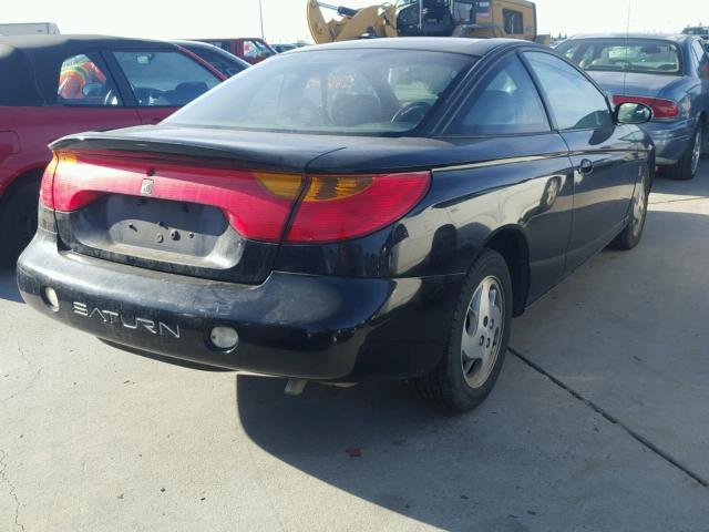 1G8ZY14702Z115185 - 2002 SATURN SC2 BLACK photo 4