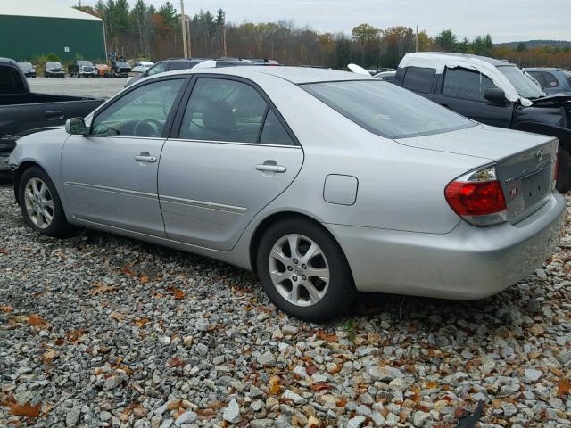 4T1BF30K55U107986 - 2005 TOYOTA CAMRY GRAY photo 3