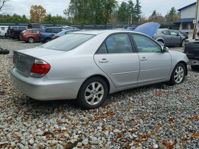 4T1BF30K55U107986 - 2005 TOYOTA CAMRY GRAY photo 4