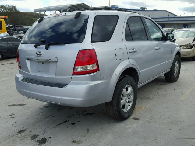 KNDJD733465561708 - 2006 KIA SORENTO EX SILVER photo 4