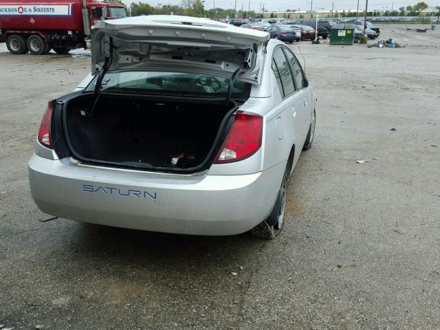 1G8AJ55F87Z176791 - 2007 SATURN ION LEVEL SILVER photo 4