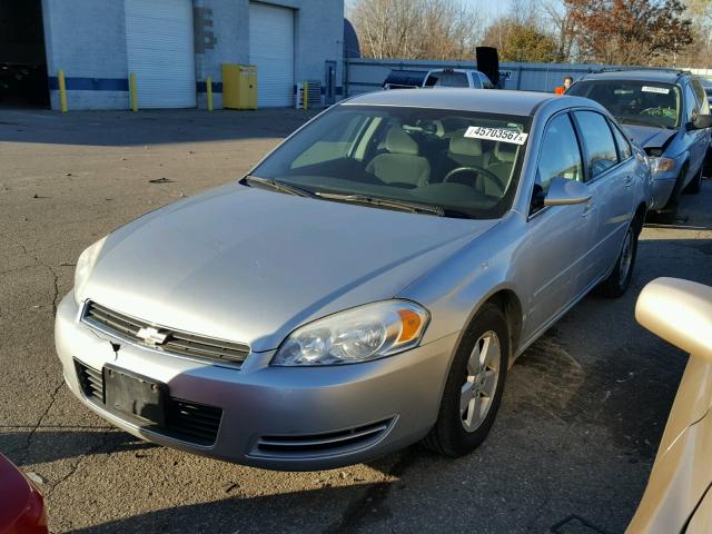 2G1WT55K069142641 - 2006 CHEVROLET IMPALA SILVER photo 2