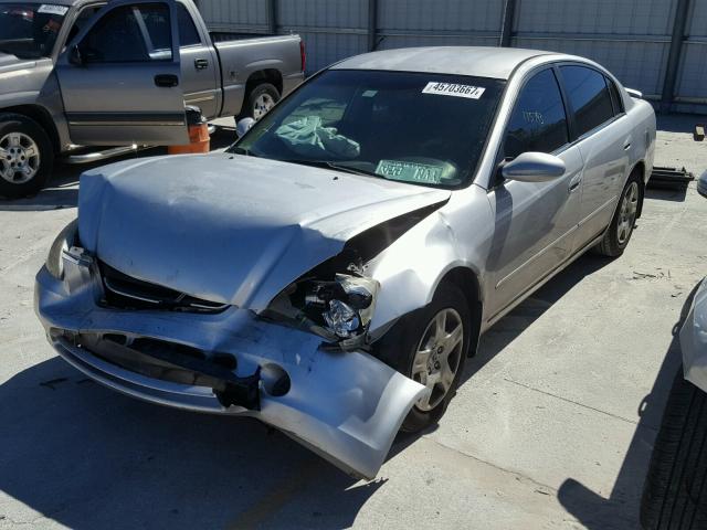 1N4AL11D33C108589 - 2003 NISSAN ALTIMA BAS GRAY photo 2