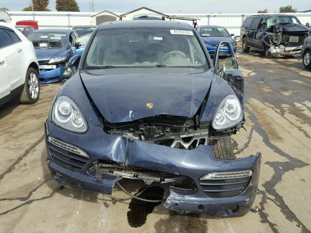 WP1AA2A28DLA06466 - 2013 PORSCHE CAYENNE BLUE photo 9