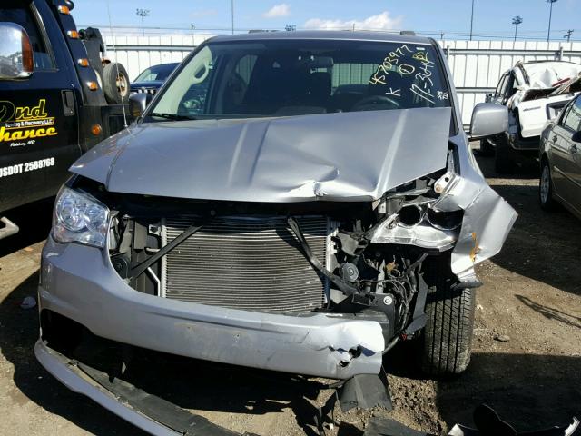 2C4RDGCGXDR553151 - 2013 DODGE GRAND CARA GRAY photo 9