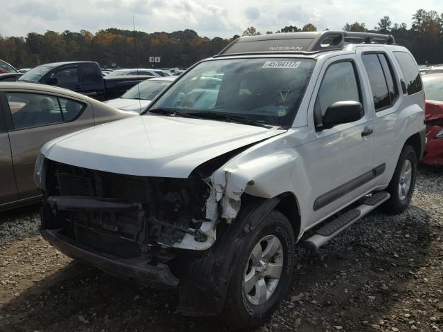 5N1AN0NU4BC521172 - 2011 NISSAN XTERRA OFF WHITE photo 2