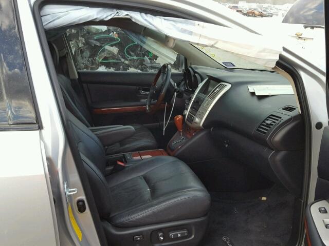 JTJGW31U482850405 - 2008 LEXUS RX SILVER photo 5