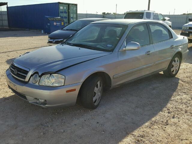 KNAGD126555380454 - 2005 KIA OPTIMA SILVER photo 2