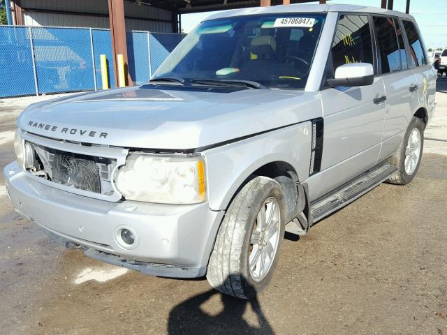 SALME11445A184685 - 2005 LAND ROVER RANGE ROVE SILVER photo 2