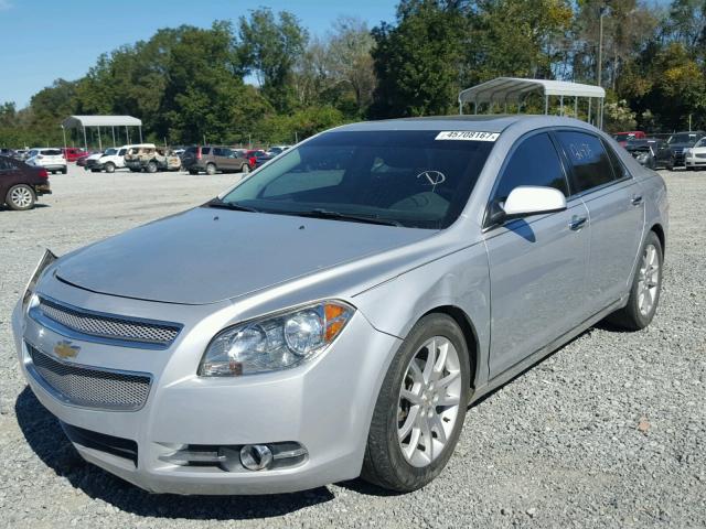 1G1ZG5E79CF127989 - 2012 CHEVROLET MALIBU LTZ 银色 照片 2