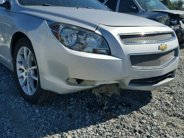 1G1ZG5E79CF127989 - 2012 CHEVROLET MALIBU LTZ 银色 照片 9