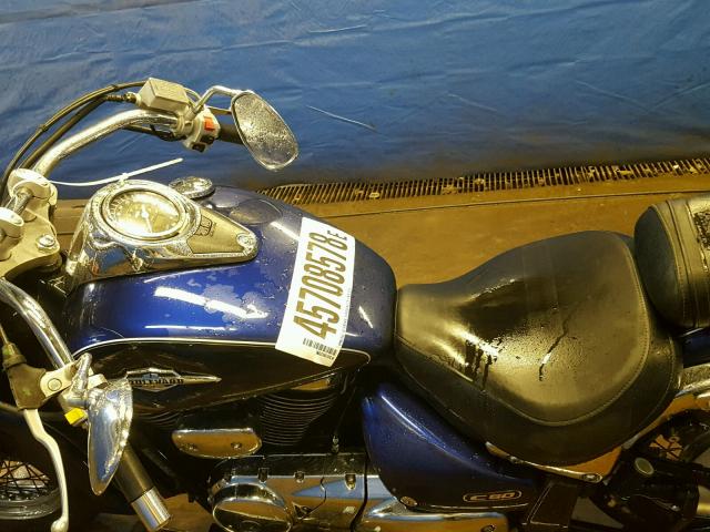 JS1VS55A852112811 - 2005 SUZUKI C50 BLUE photo 5