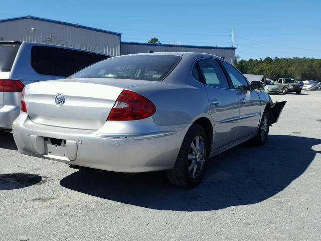 2G4WD582381155719 - 2008 BUICK LACROSSE C GRAY photo 4