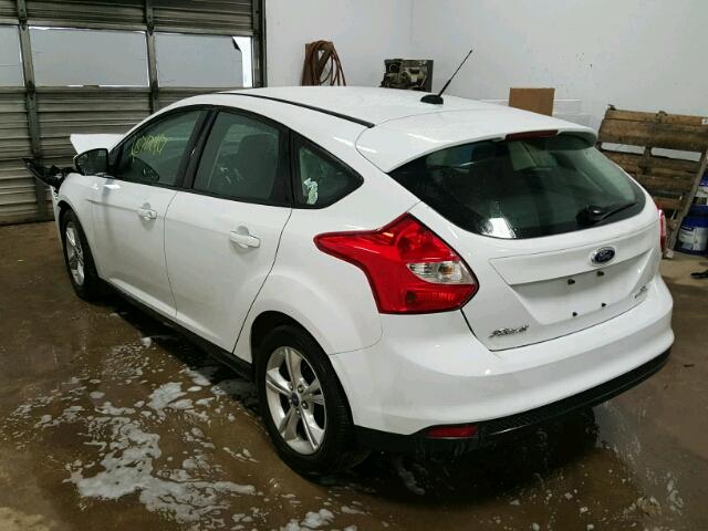 1FADP3K25DL270591 - 2013 FORD FOCUS WHITE photo 3