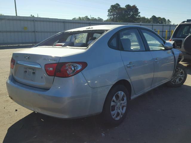 KMHDU4AD8AU031193 - 2010 HYUNDAI ELANTRA BL SILVER photo 4