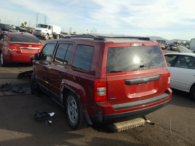 1C4NJPBAXDD130089 - 2013 JEEP PATRIOT SP RED photo 3