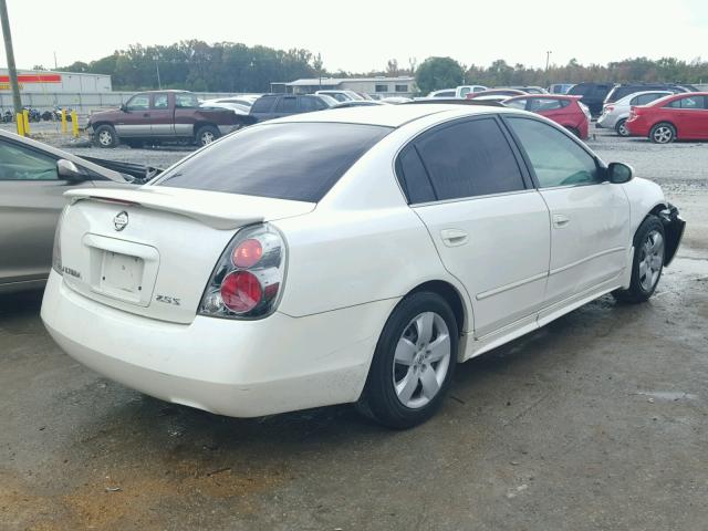 1N4AL11D05C238011 - 2005 NISSAN ALTIMA S WHITE photo 4