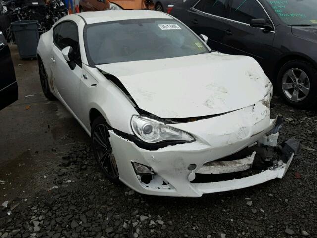 JF1ZNAA11E8702414 - 2014 TOYOTA SCION FR-S WHITE photo 1