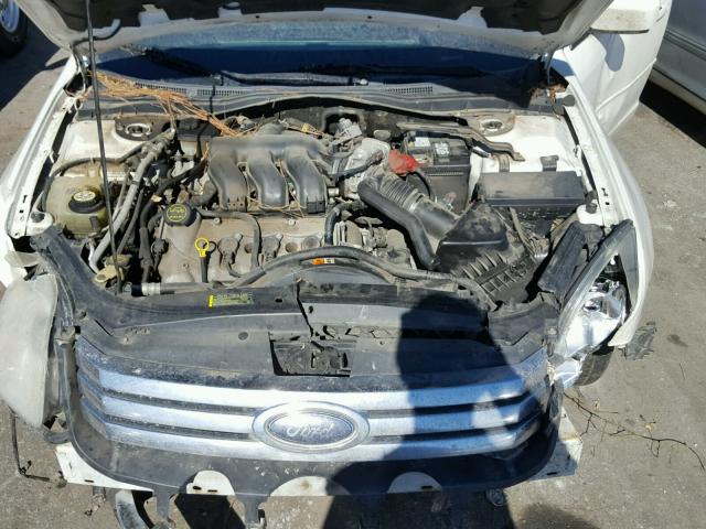 3FAHP07109R189751 - 2009 FORD FUSION SE WHITE photo 7