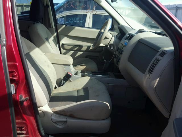 1FMCU93178KD31048 - 2008 FORD ESCAPE RED photo 5