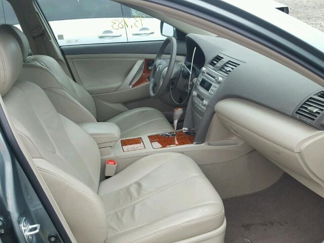 4T4BF3EK6BR158780 - 2011 TOYOTA CAMRY BASE GREEN photo 5