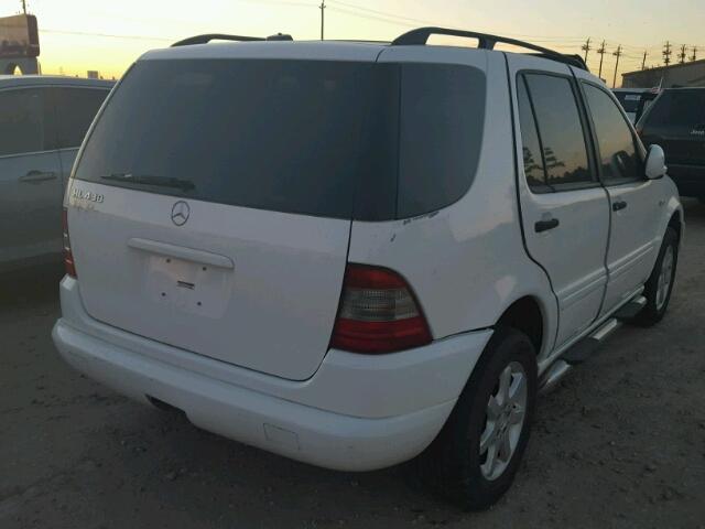 4JGAB72E8YA194245 - 2000 MERCEDES-BENZ ML 430 银色 照片 4