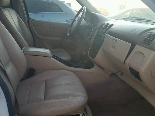 4JGAB72E8YA194245 - 2000 MERCEDES-BENZ ML 430 银色 照片 5