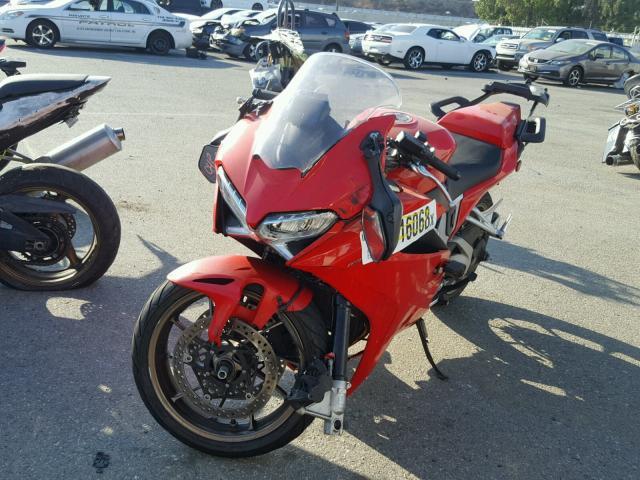 JH2RC7959EK000409 - 2014 HONDA VFR800 F RED photo 2