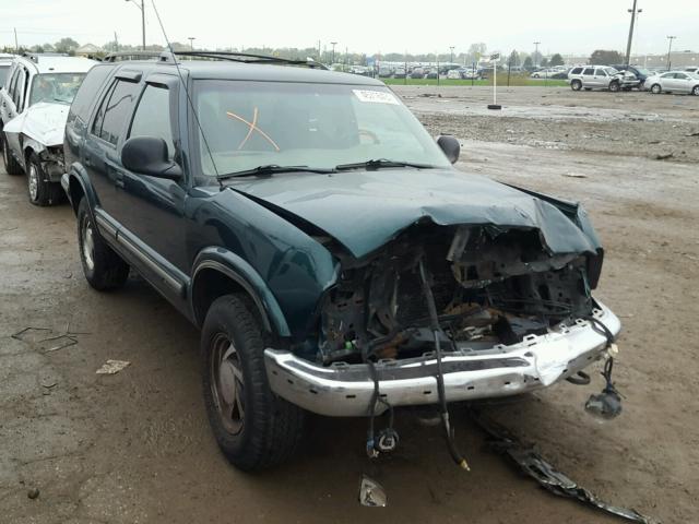 1GNDT13W3W2218128 - 1998 CHEVROLET BLAZER GREEN photo 1