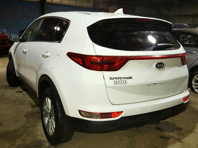 KNDPMCAC3H7169543 - 2017 KIA SPORTAGE L WHITE photo 3