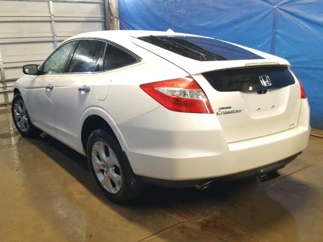 5J6TF2H53BL007432 - 2011 HONDA ACCORD CRO WHITE photo 3