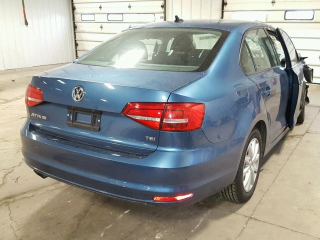 3VWD17AJ6FM234399 - 2015 VOLKSWAGEN JETTA SE BLUE photo 4