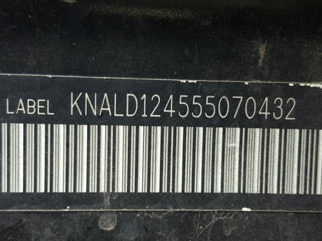 KNALD124555070432 - 2005 KIA AMANTI BLACK photo 10