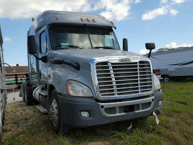 3AKJGLDV2FSGH6802 - 2015 FREIGHTLINER CASCADIA 1 GRAY photo 1