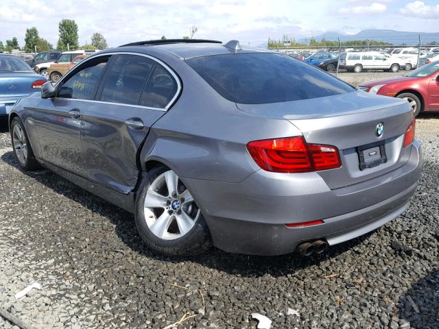 WBAXH5C56DD109800 - 2013 BMW 528 XI GRAY photo 3