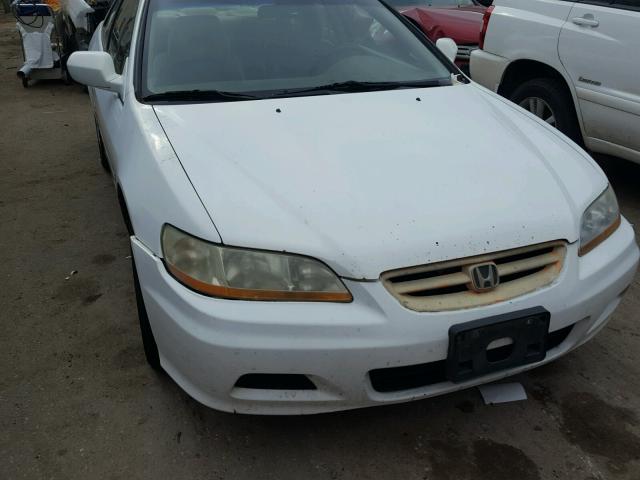 1HGCG32132A004400 - 2002 HONDA ACCORD SE WHITE photo 9