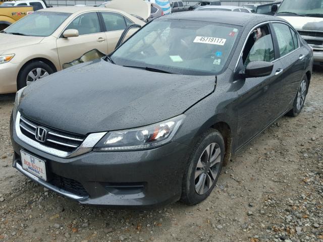 1HGCR2F38DA099958 - 2013 HONDA ACCORD GRAY photo 2