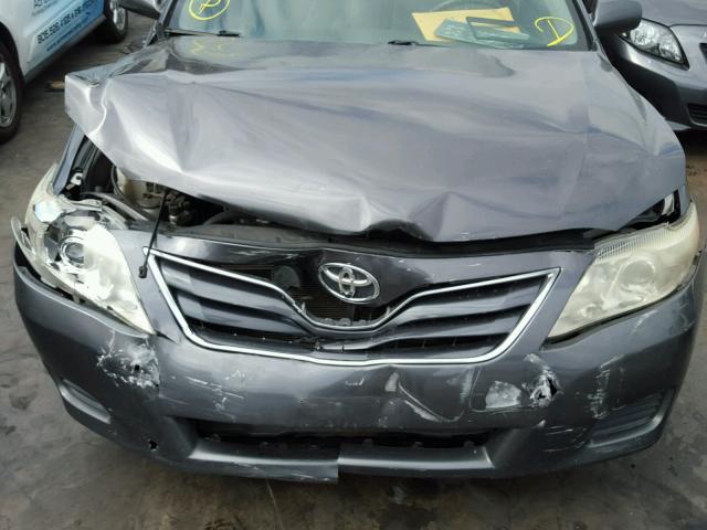 4T4BF3EK8BR162216 - 2011 TOYOTA CAMRY BASE GRAY photo 7