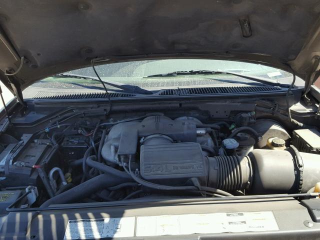 5LMEU27R12LJ08986 - 2002 LINCOLN NAVIGATOR BROWN photo 7